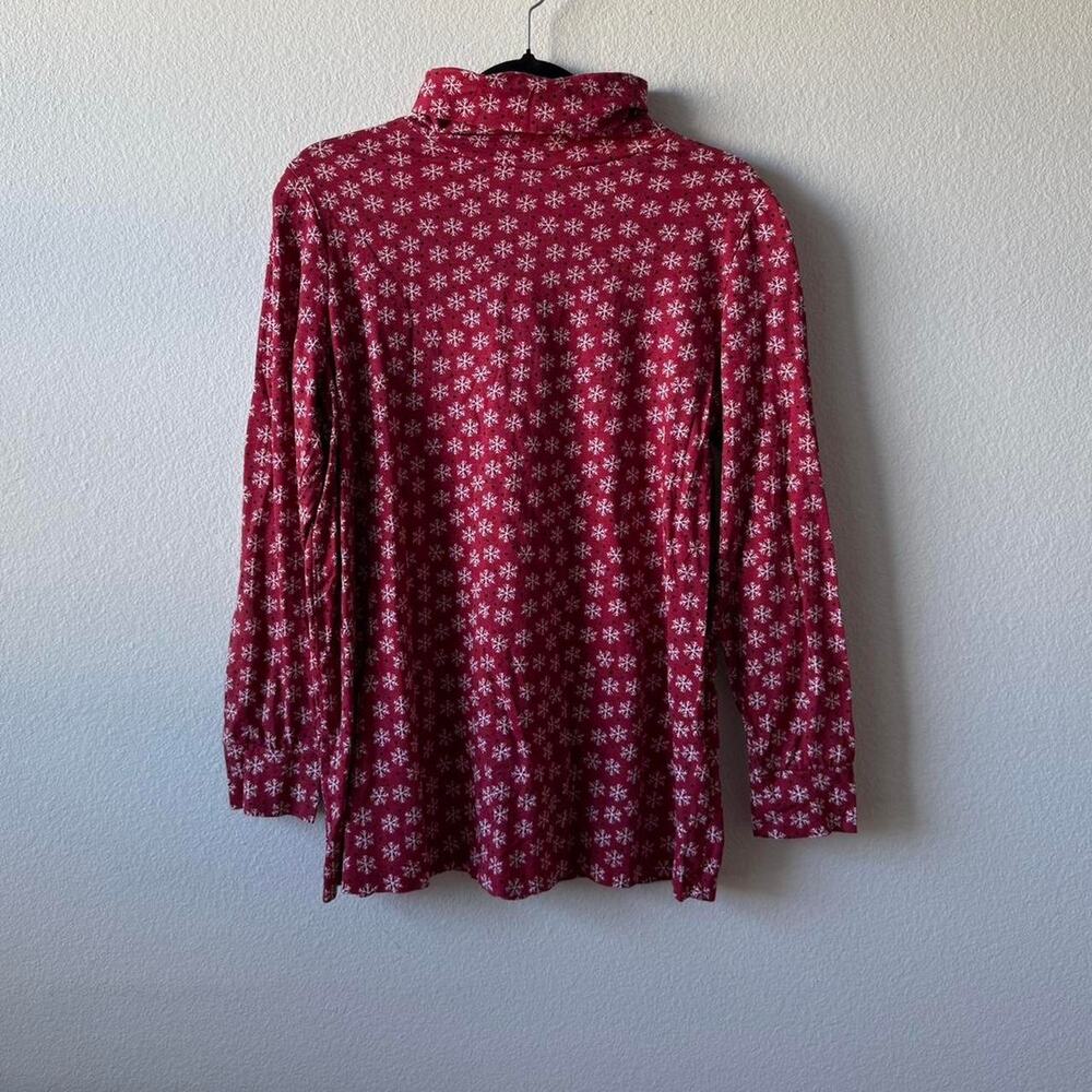 Red And White Snowflake Print - image 1